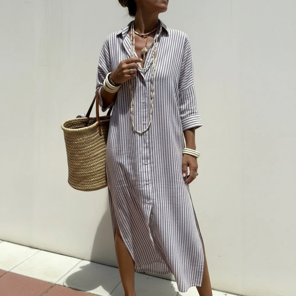 Vestido Bellavita Com Listras Verticais e Caimento Fluido