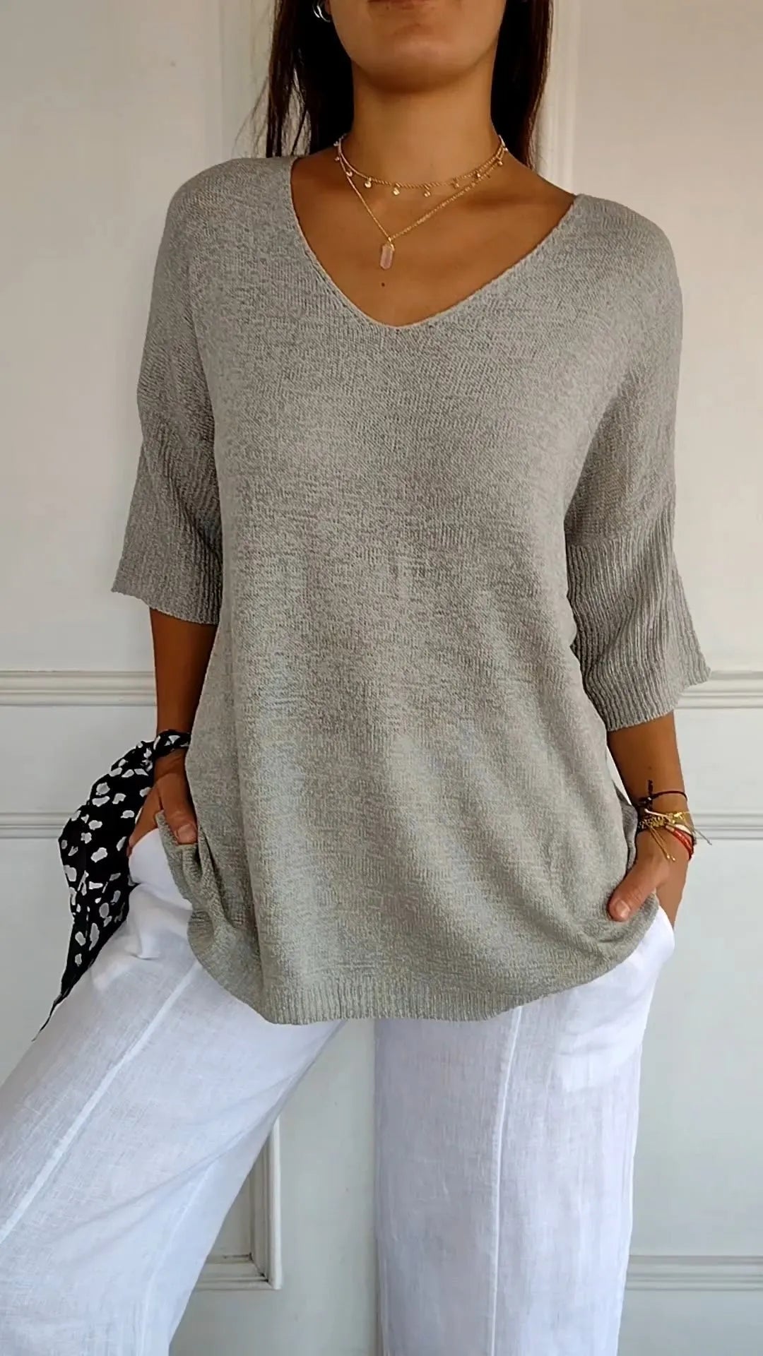 Kit 3 Blusas Luna® em Malha Leve – Decote V — Dama Lirys