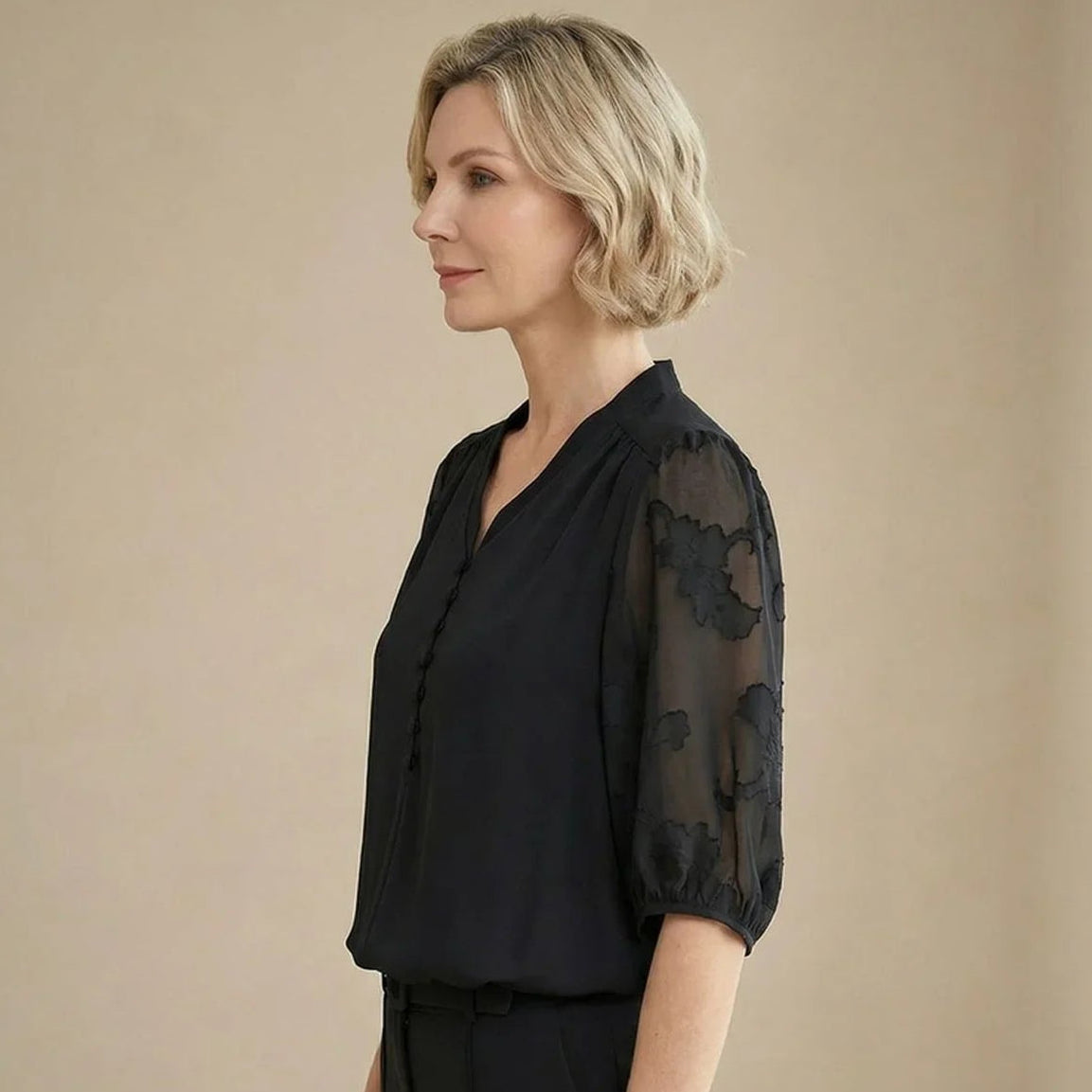 [Compre 2 Leve 3] Blusinha Aurora em Popelina com Mangas Translúcidas
