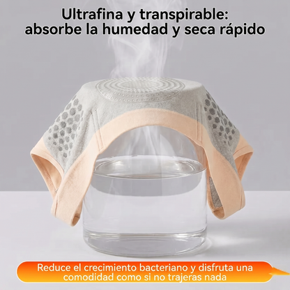 Tejido ultrafino y transpirable de la faja Slim Belly demostrado sobre una copa de agua